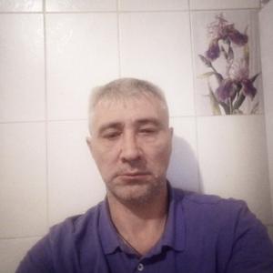 Парни в Шелехове: Виталий Белоусов, 50 - ищет девушку из Шелехова