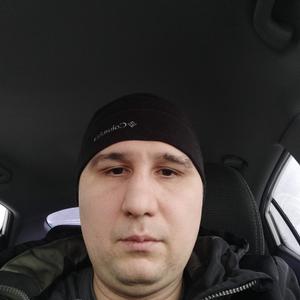 Парни в Элисте: Azamat Iseev, 37 - ищет девушку из Элисты