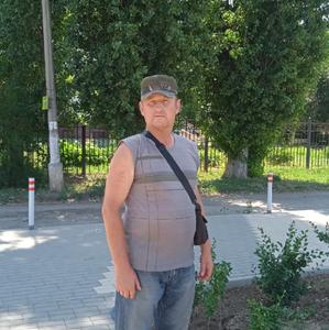 Парни в Волгограде: Александр, 54 - ищет девушку из Волгограда