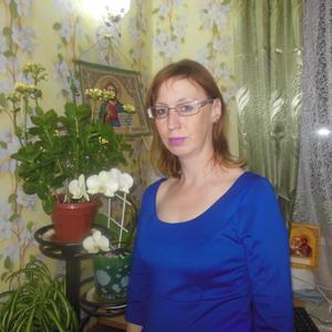 Девушки в Приволжске: Юлия, 44 - ищет парня из Приволжска