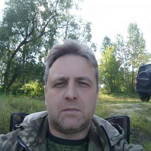 Парни в Омске: Александр, 44 - ищет девушку из Омска