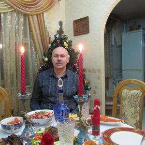 Парни в Смоленске: Александр, 61 - ищет девушку из Смоленска
