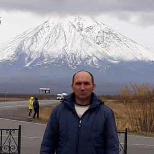 Василий, 59 лет, Петропавловск-Камчатский