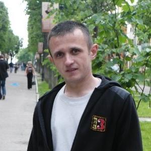 Парни в Смоленске: Димон, 37 - ищет девушку из Смоленска