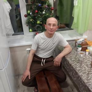 Парни в Нижнекамске: Роман, 46 - ищет девушку из Нижнекамска