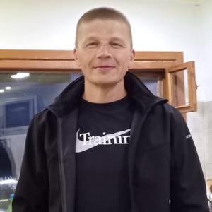 Парни в Усть-Куте: Сергей, 39 - ищет девушку из Усть-Кута
