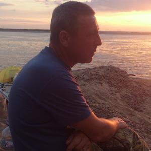 Парни в Якутске: Плотников Илья, 54 - ищет девушку из Якутска