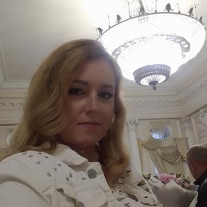 Девушки в Санкт-Петербурге: Наталия, 35 - ищет парня из Санкт-Петербурга