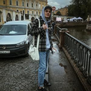 Парни в Санкт-Петербурге: Eldar, 28 - ищет девушку из Санкт-Петербурга