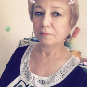 Девушки в Черногорске: Людмила, 70 - ищет парня из Черногорска
