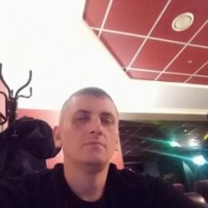 Парни в Богучаре: Евгений, 45 - ищет девушку из Богучара