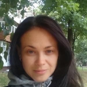 Девушки в Харькове: Ксюша, 41 - ищет парня из Харькова