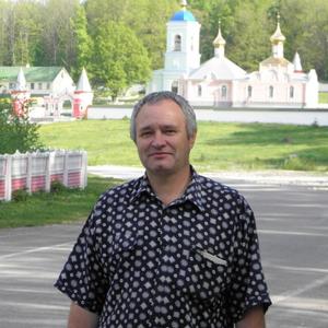 Парни в Ряжске: Николай Шарапов, 63 - ищет девушку из Ряжска
