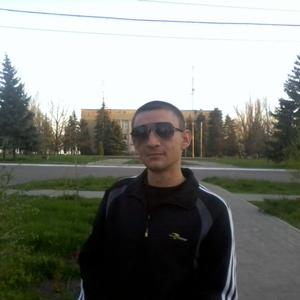 Парни в Донецке: Евгений, 40 - ищет девушку из Донецка