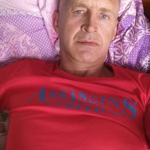 Геннадий, 52 года, Березовый