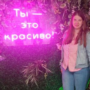 Девушки в Омске: Дашенька, 33 - ищет парня из Омска