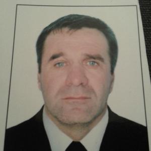 Парни в Грозный (Чечня): Бакар, 54 - ищет девушку из Грозный (Чечня)
