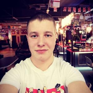 Максим, 26 лет, Воткинск