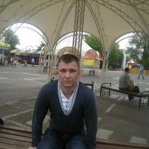 Парни в Оренбурге: Алексей Бондарь, 25 - ищет девушку из Оренбурга