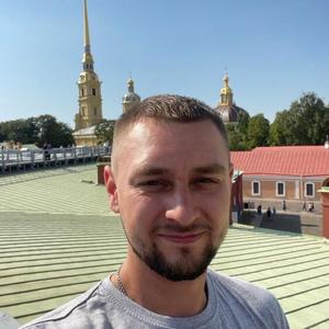 Парни в Петергофе: Юрик, 32 - ищет девушку из Петергофа