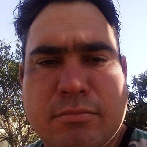 Carlos, 41 год, Montevideo