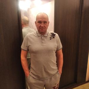Парни в Ижевске: Дмитрий, 53 - ищет девушку из Ижевска