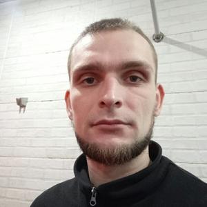 Вадим, 28 лет, Саратов