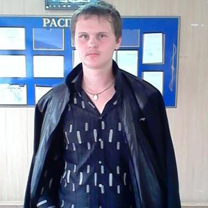 Алексей Пешков, 26 лет, Артем