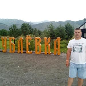Парни в Барнауле (Алтайский край): Алексей, 39 - ищет девушку из Барнаула (Алтайский край)