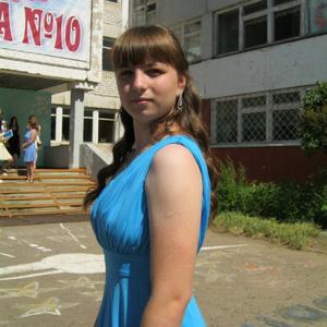 Девушки в Волжске: Анна, 27 - ищет парня из Волжска