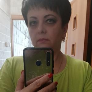 Елена, 57 лет, Братск