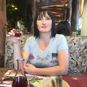 Девушки в Бердске: Наташа Аксенова, 36 - ищет парня из Бердска