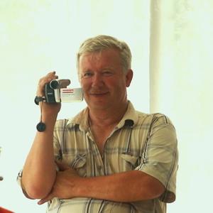 Виктор, 68 лет, Копейск