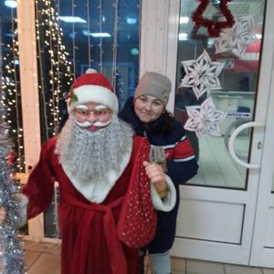 Девушки в Саяногорске: Марина, 43 - ищет парня из Саяногорска