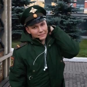 Парни в Новокузнецке: Михаил, 22 - ищет девушку из Новокузнецка