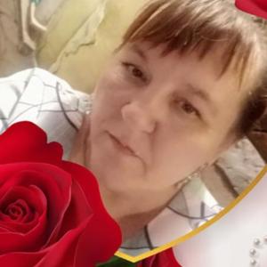 Девушки в Новокузнецке: Ирина, 49 - ищет парня из Новокузнецка