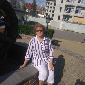 Девушки в Калининграде: Алла, 68 - ищет парня из Калининграда