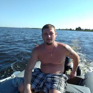 Парни в Гатчине: Сергей, 41 - ищет девушку из Гатчины