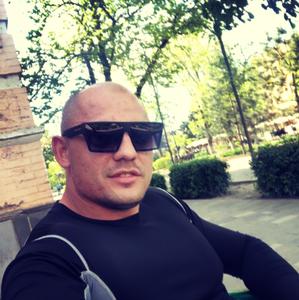 Игорь, 37 лет, Батайск