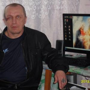 Владимир Ичетовкин, 60 лет, Карпинск