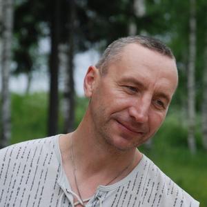 Александр, 55 лет, Мирный