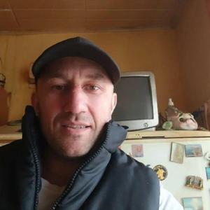 Парни в Волгограде: Артем, 39 - ищет девушку из Волгограда