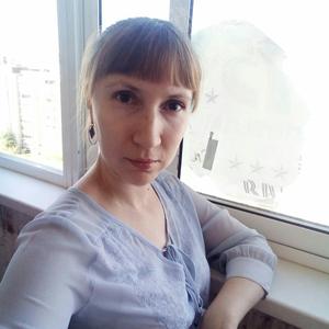 Девушки в Екатеринбурге: Елена, 40 - ищет парня из Екатеринбурга