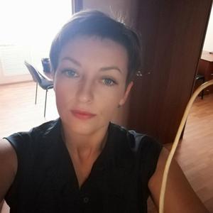 Девушки в Саратове: Ольга, 37 - ищет парня из Саратова