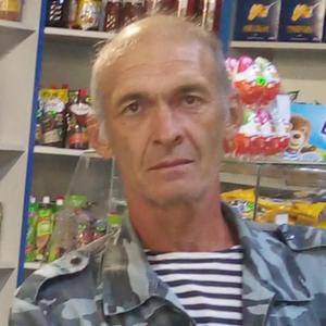 Oleg, 56 лет, Подгорное