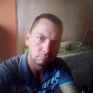 Илья, 39 лет, Соликамск