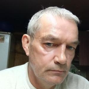Михаил, 58 лет, Санкт-Петербург