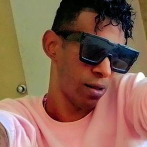 Yosniel, 36 лет, Havana
