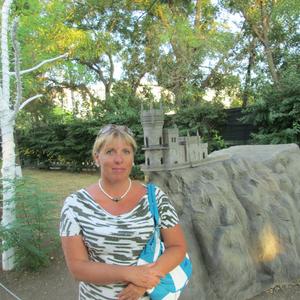 Девушки в Онеге: Жанна, 58 - ищет парня из Онеги