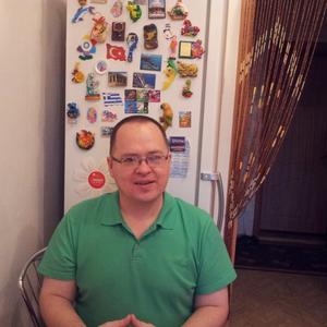 Рустам, 58 лет, Казань